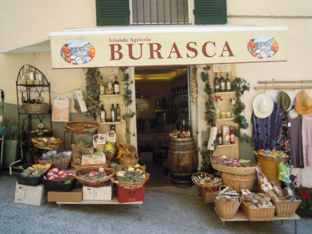 14_Manarola_negozio