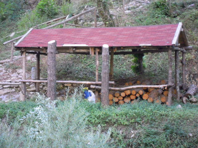 16_Equi_baita_legno
