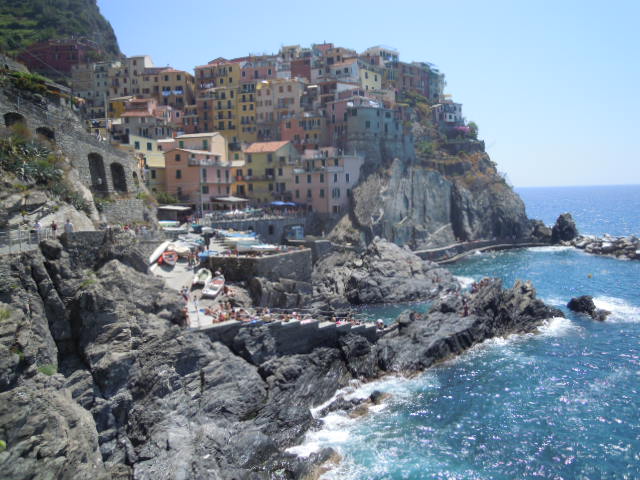 23_Manarola_mare_paese