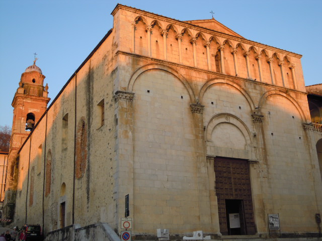 43_piazza_Duomo_fabbricato