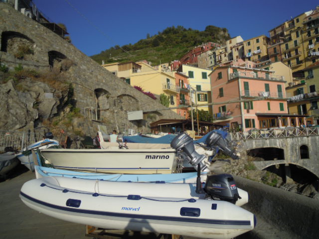 44_Manarola_barche