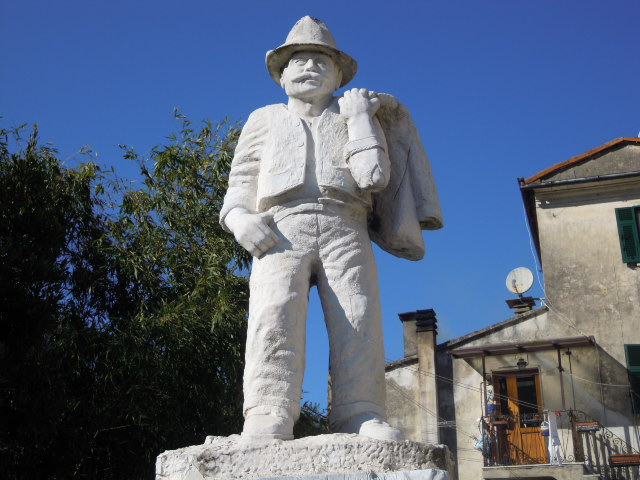 55_Grgnana_statua_marmo